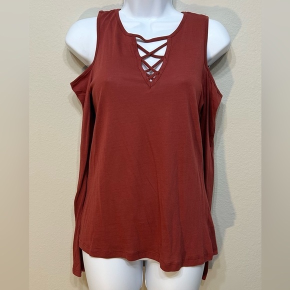Ambiance Top long Sleeve Open Cold Shoulder Caged V Neckline - Picture 4 of 4